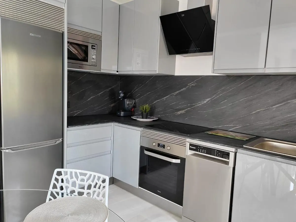 Apartamento La Torre,200M Hasta La Playa Benalmadena Apartment