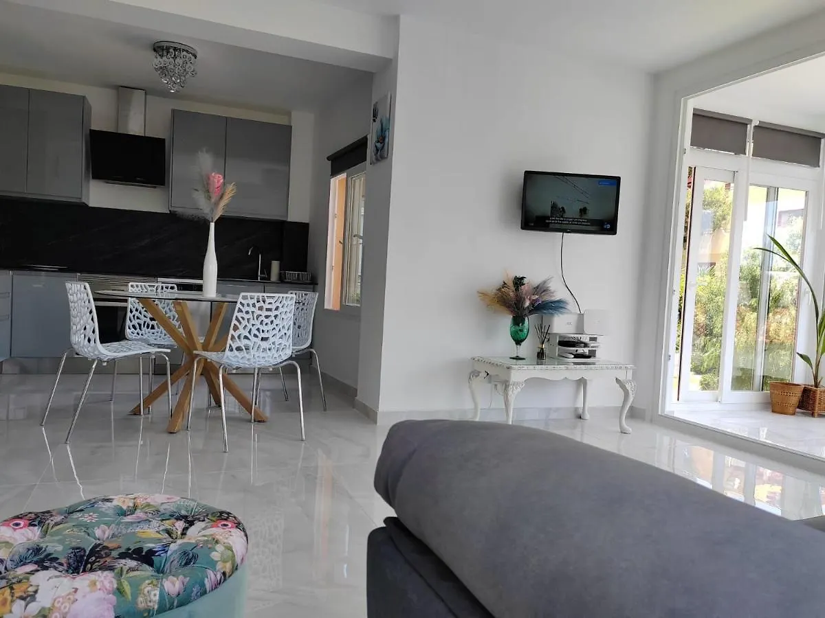 Apartamento La Torre,200M Hasta La Playa Benalmadena 0*,  Spain