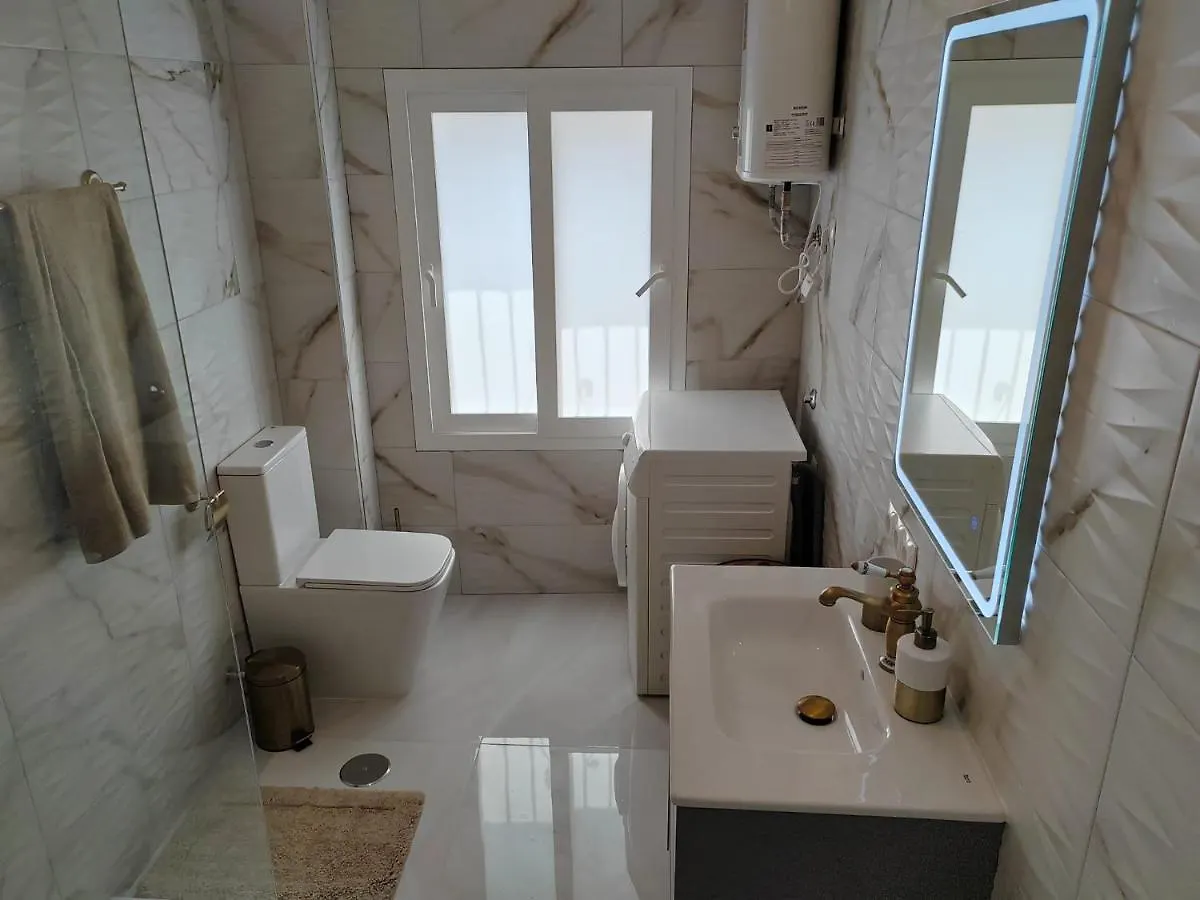 Apartamento La Torre,200M Hasta La Playa Benalmadena Apartment