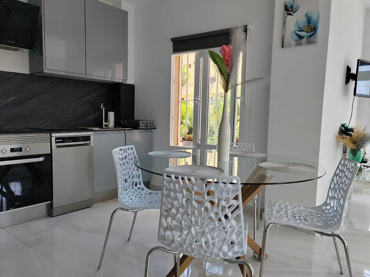 Apartment Apartamento La Torre,200M Hasta La Playa Benalmadena Spain
