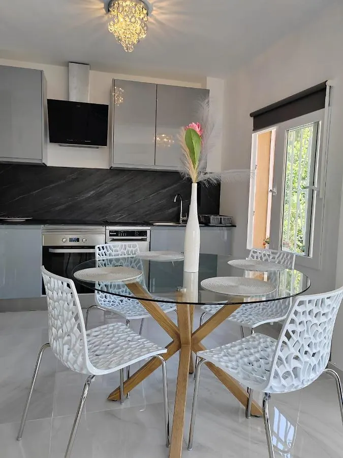 Apartamento La Torre,200M Hasta La Playa Benalmadena