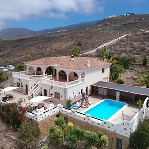 casantilvia-apartments.in-canary-islands.com/