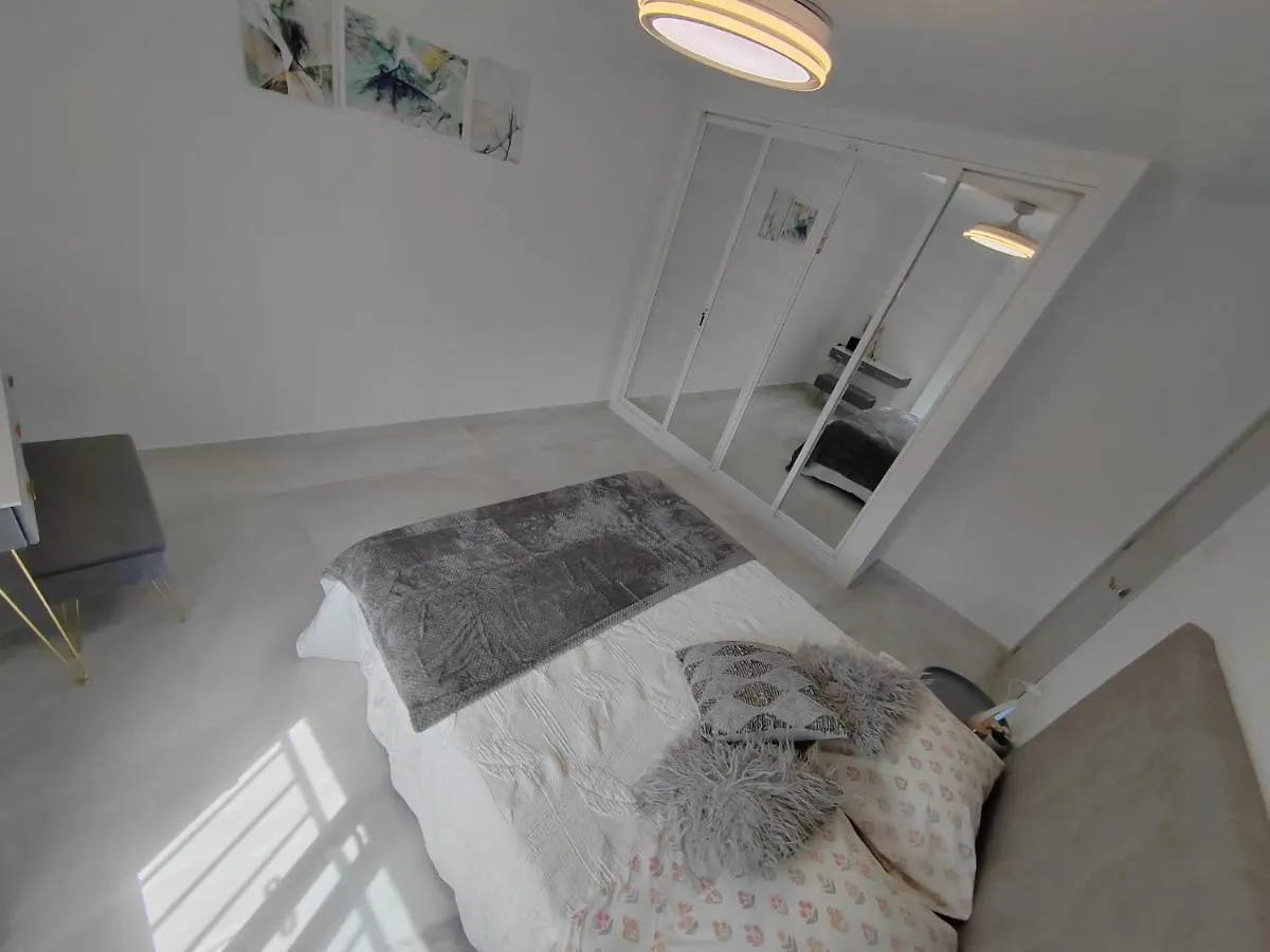 Apartamento La Torre,200M Hasta La Playa Benalmadena Apartment